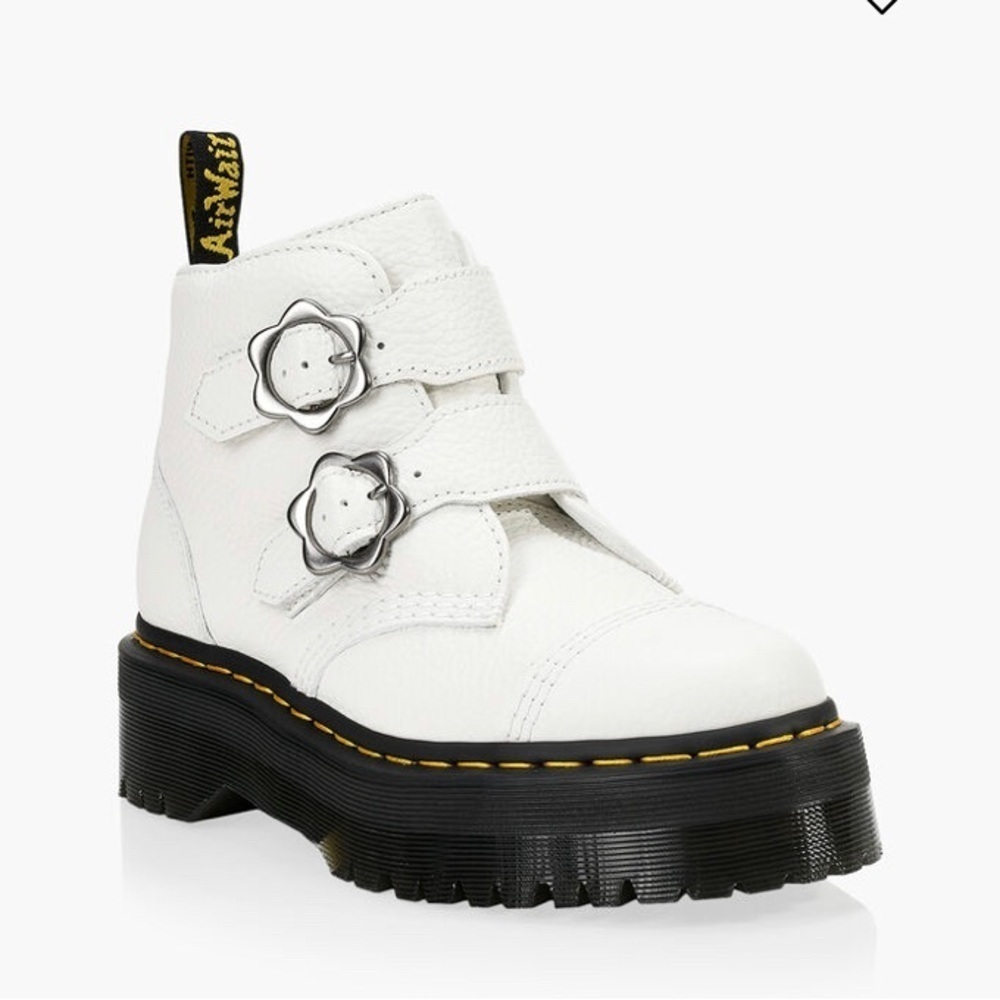 DR MARTENS Sz 9 Devon Flower Chunky Sole Buckle Closure Leather Booties